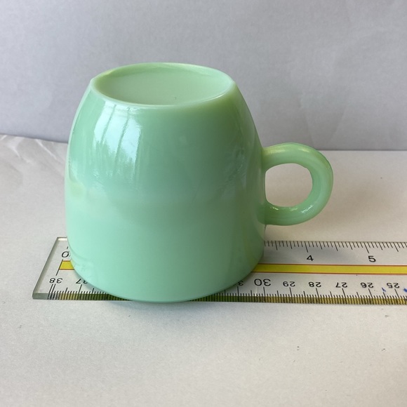 Vintage Pair of Reproduction Jadite Cups and Saucers from Cracker Barrel - Picture 10 of 11